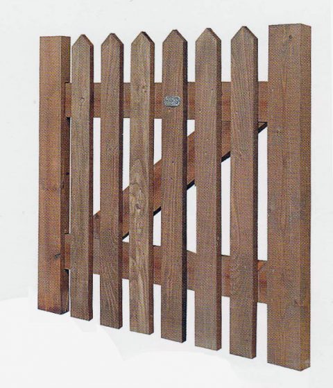 Pointed Top Picket Gate